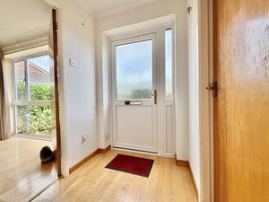 Entrance Hallway- click for photo gallery